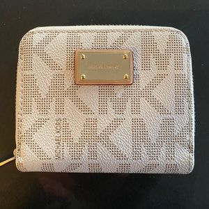 Brand new Michael Kors wallet